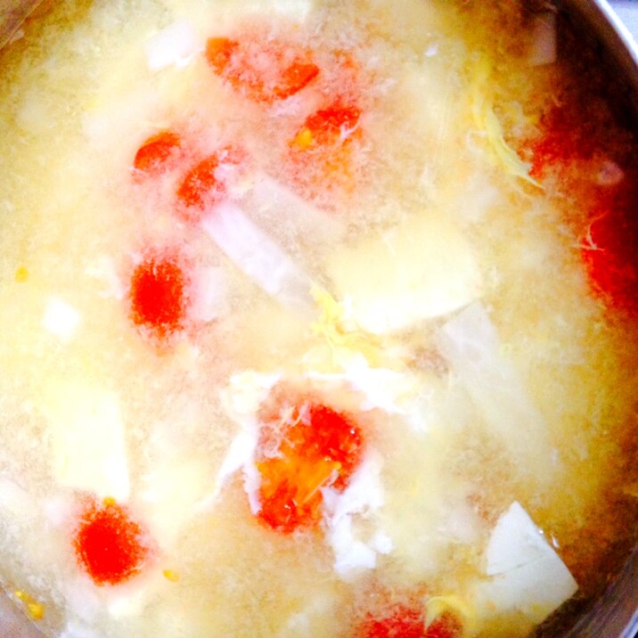 大根トマトのコンソメスープ